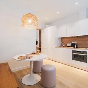 https://mg-canteras-suites.in-canary-islands.com